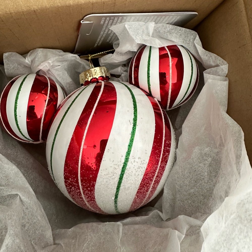 NWT Mickey Mouse head glass ball sketchbook ornament